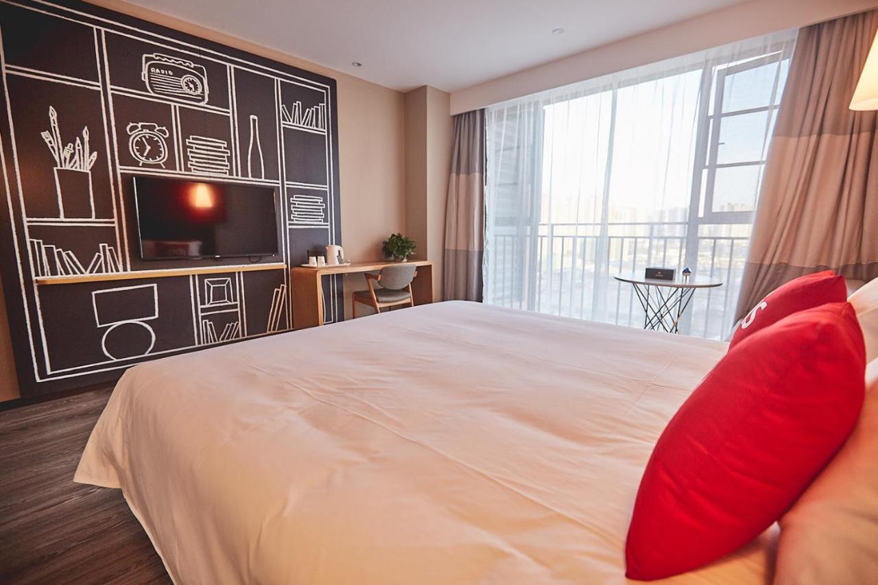 ไอบิส เฉิงตู เอสเอ็ม สแควร์ Hotel ภายนอก รูปภาพ