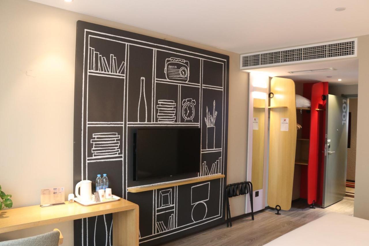ไอบิส เฉิงตู เอสเอ็ม สแควร์ Hotel ภายนอก รูปภาพ