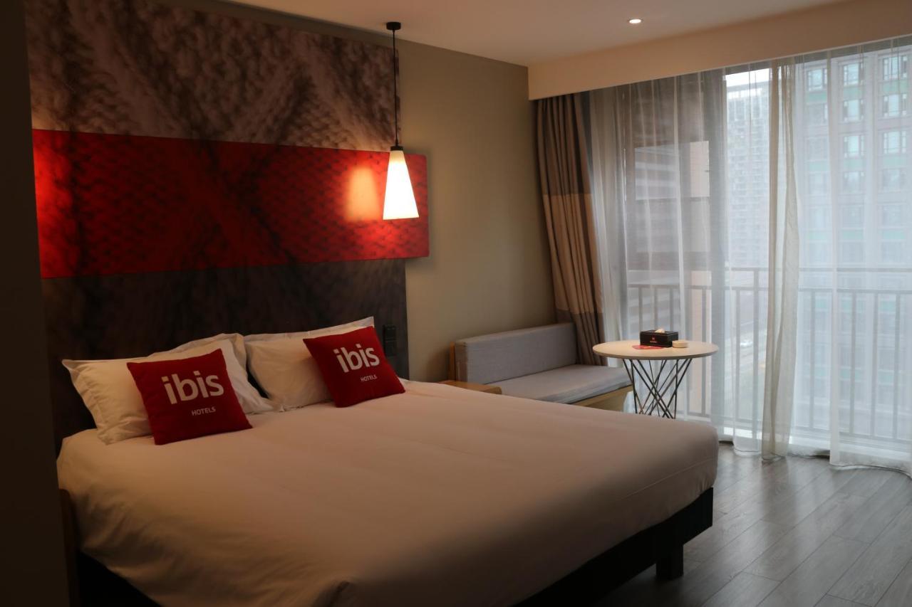 ไอบิส เฉิงตู เอสเอ็ม สแควร์ Hotel ภายนอก รูปภาพ
