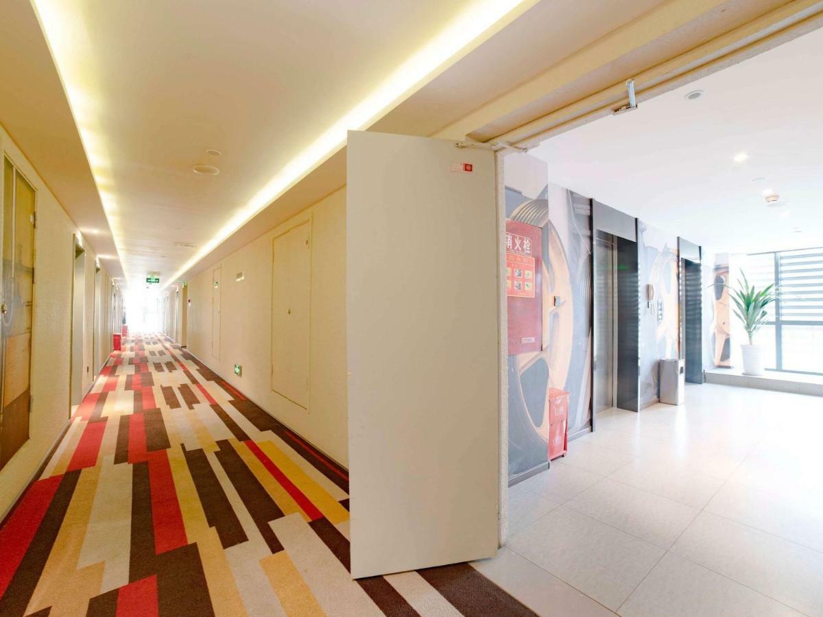 ไอบิส เฉิงตู เอสเอ็ม สแควร์ Hotel ภายนอก รูปภาพ